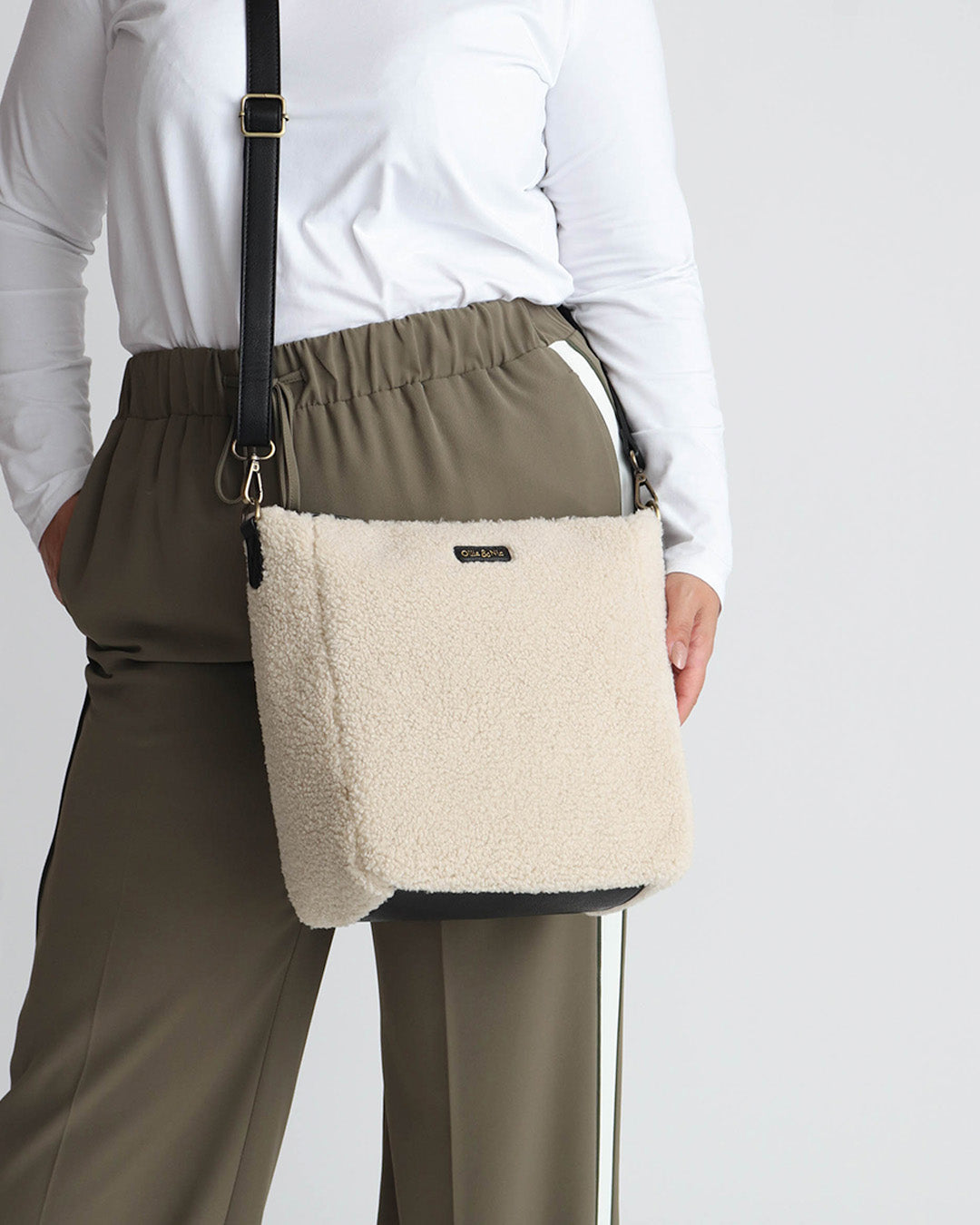 Barney Bucket Bag - Natural