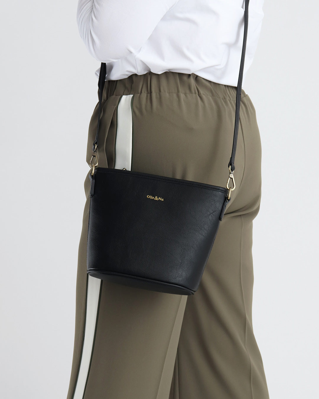 Bella Mini Bucket Bag - Black