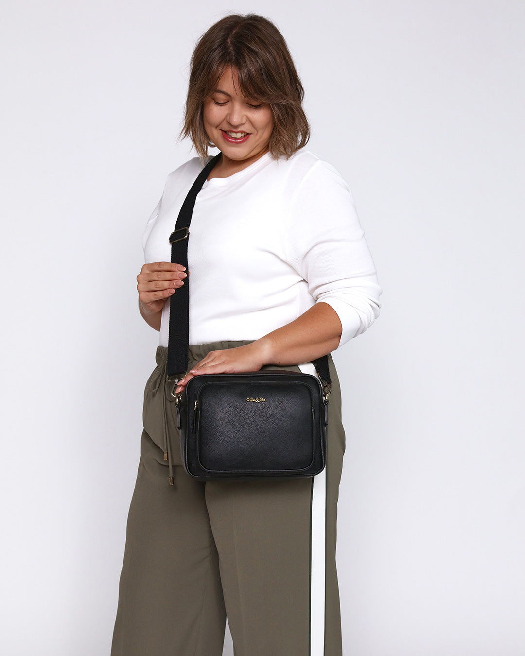 Bertie Maxi Crossbody - Black