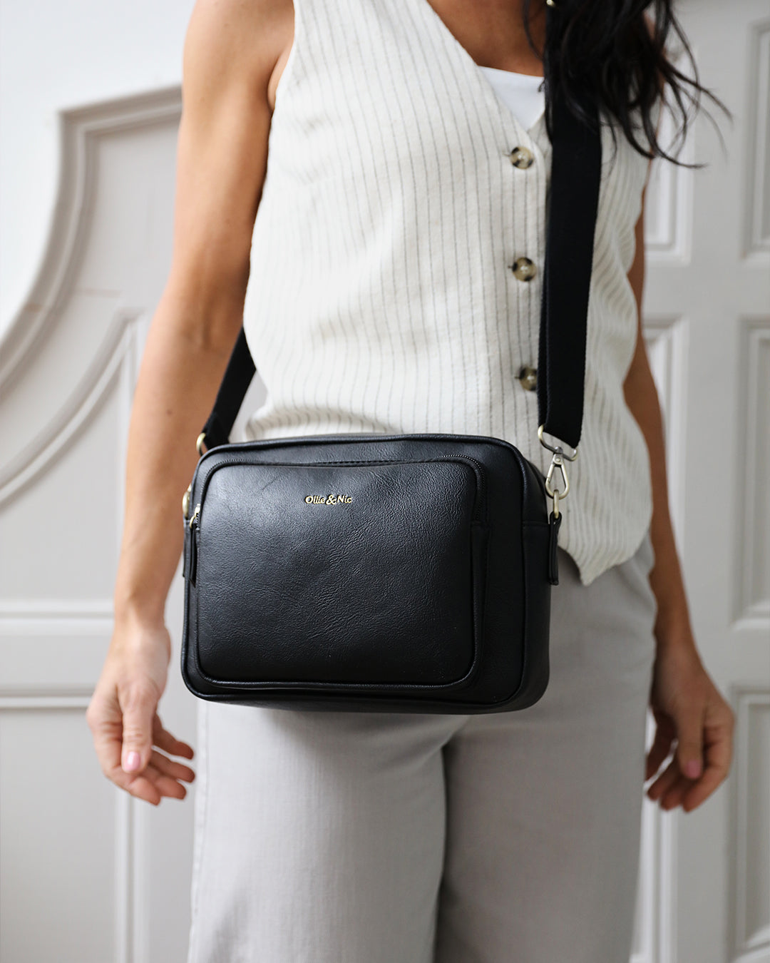 Bertie Maxi Crossbody - Black