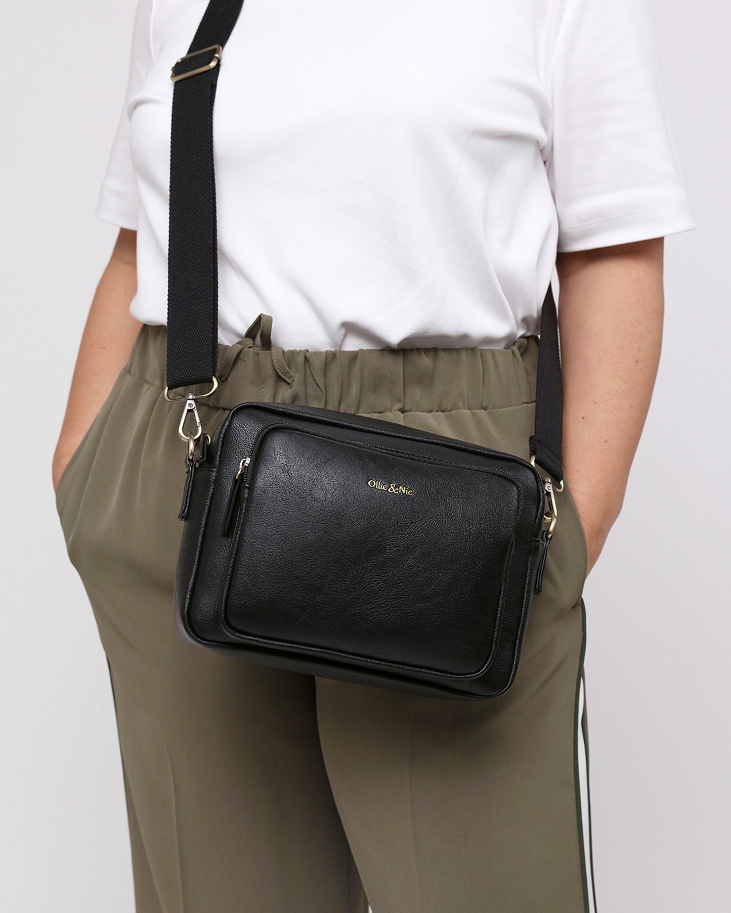 Bertie Maxi Crossbody - Black