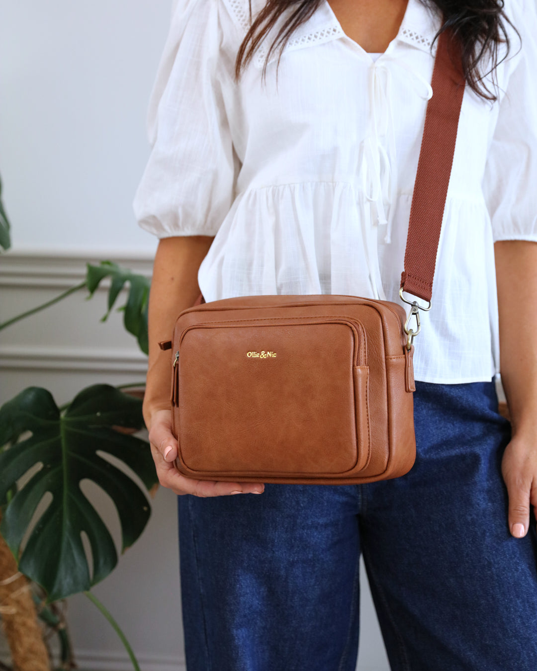 Bertie Maxi Crossbody - Tan