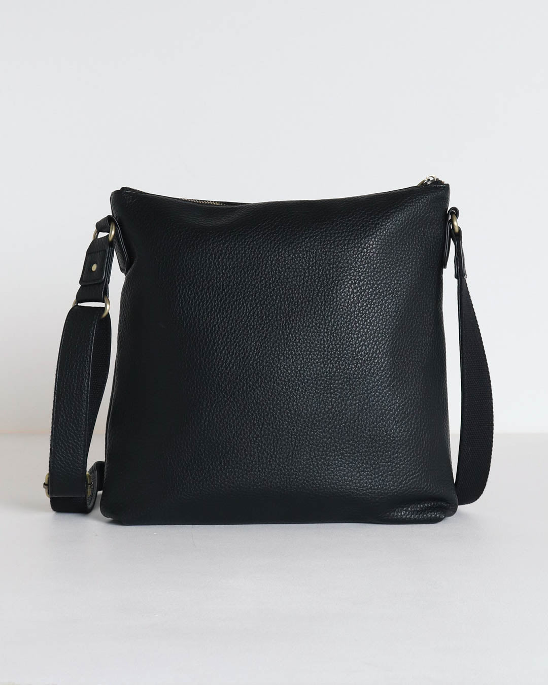 Blake Large Crossbody - Black