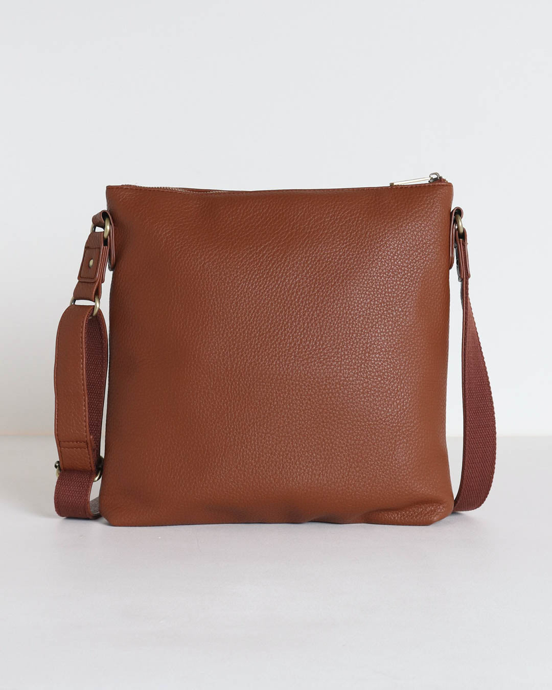 Blake Large Crossbody - Tan