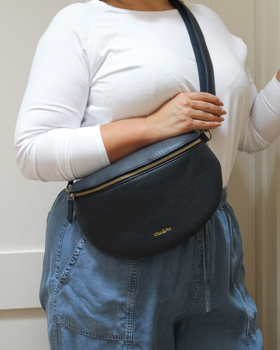 Brooke Belt Bag - Navy