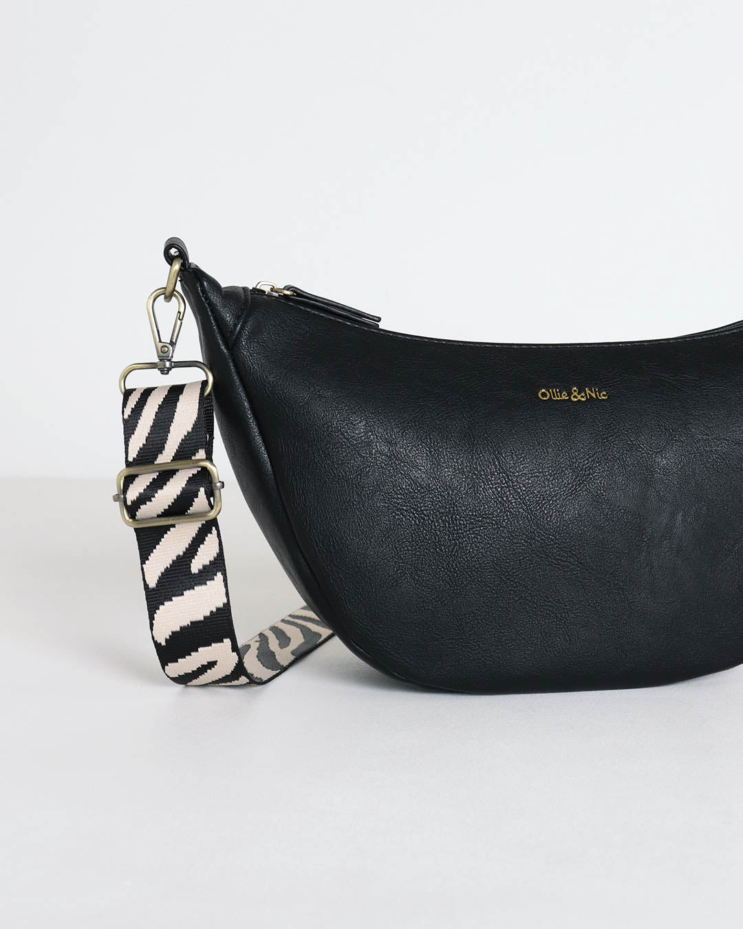 Dempsey Scoop Bag - Black
