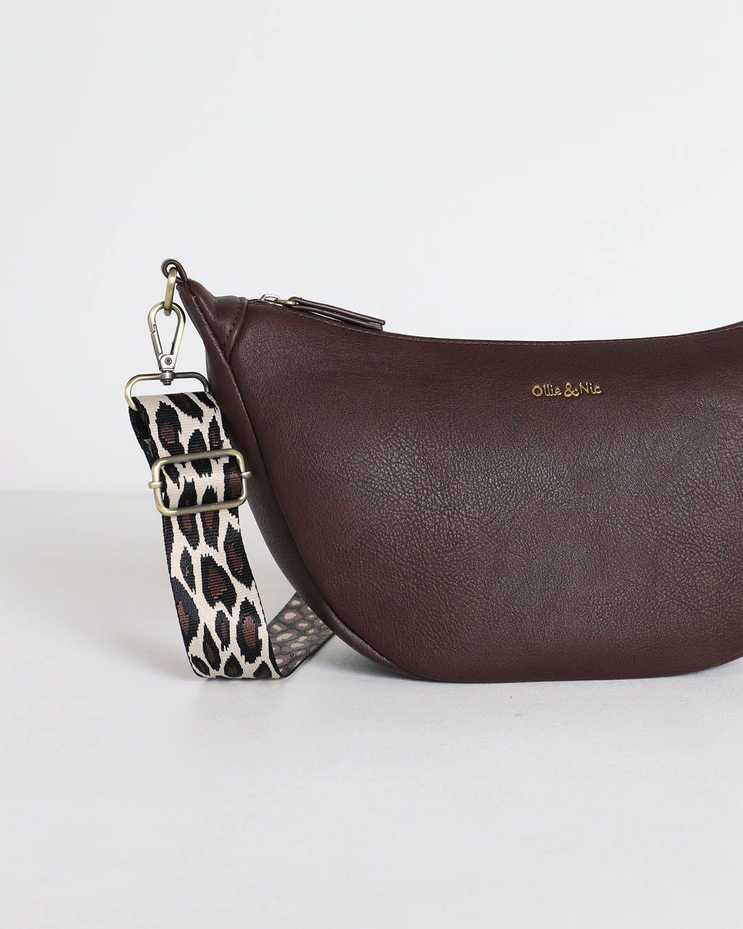 Dempsey Scoop Bag - Chocolate