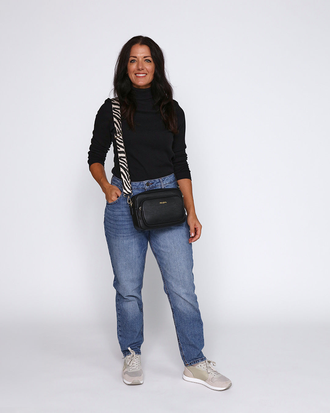 Doyle Crossbody - Black