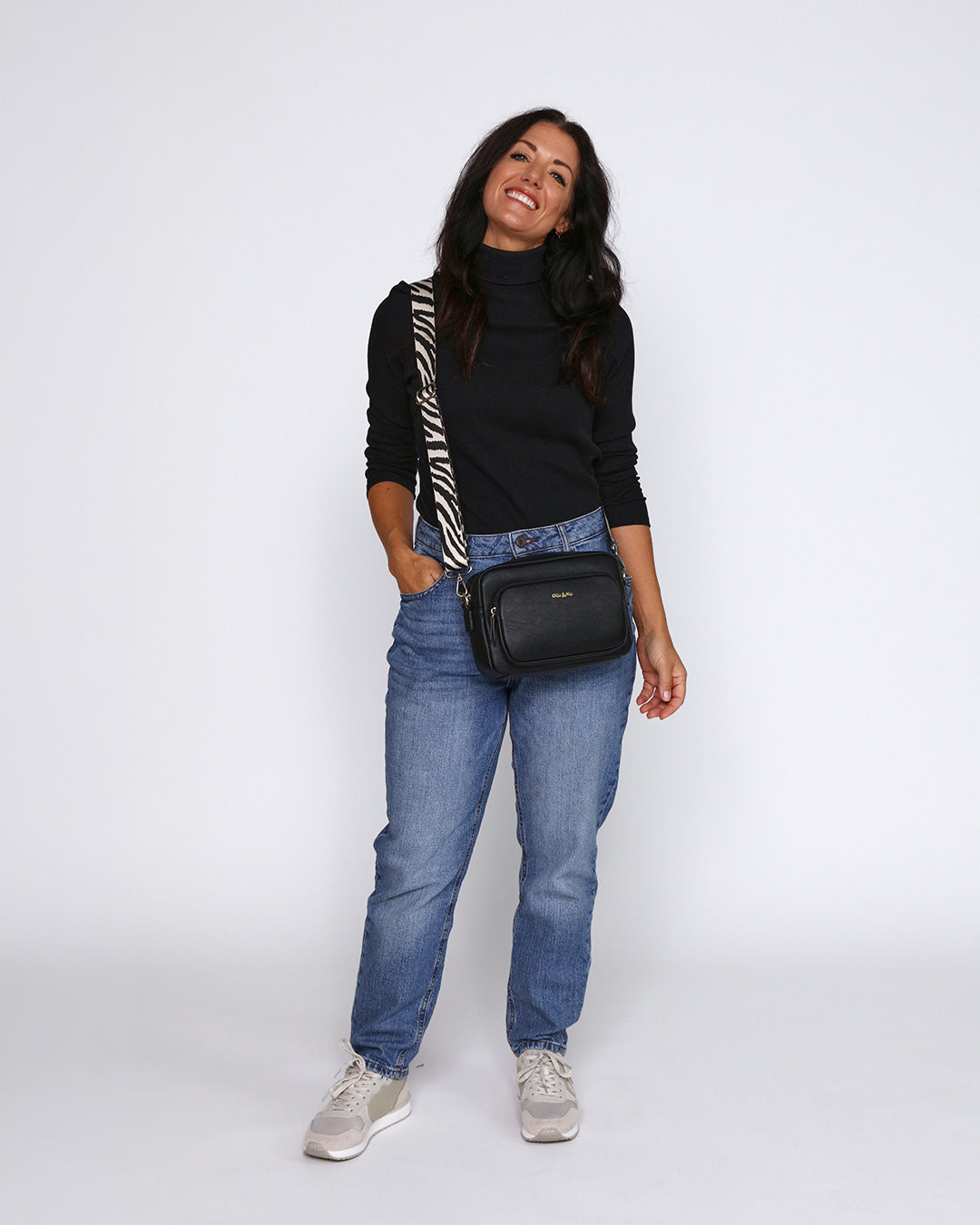 Doyle Crossbody - Black