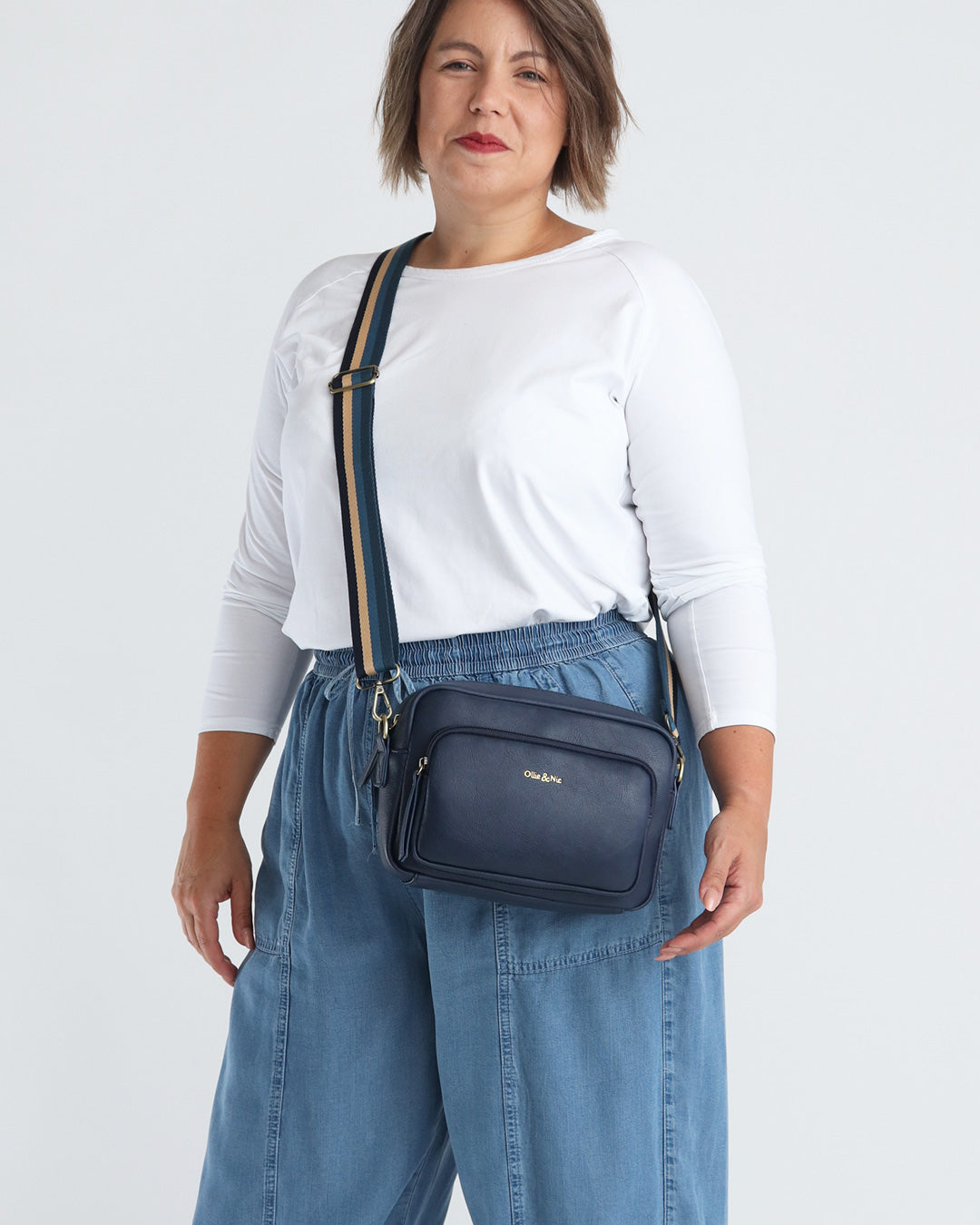Doyle Crossbody - Navy