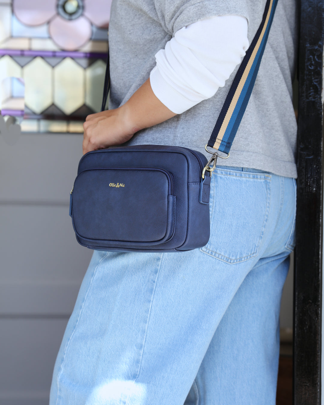 Doyle Crossbody - Navy