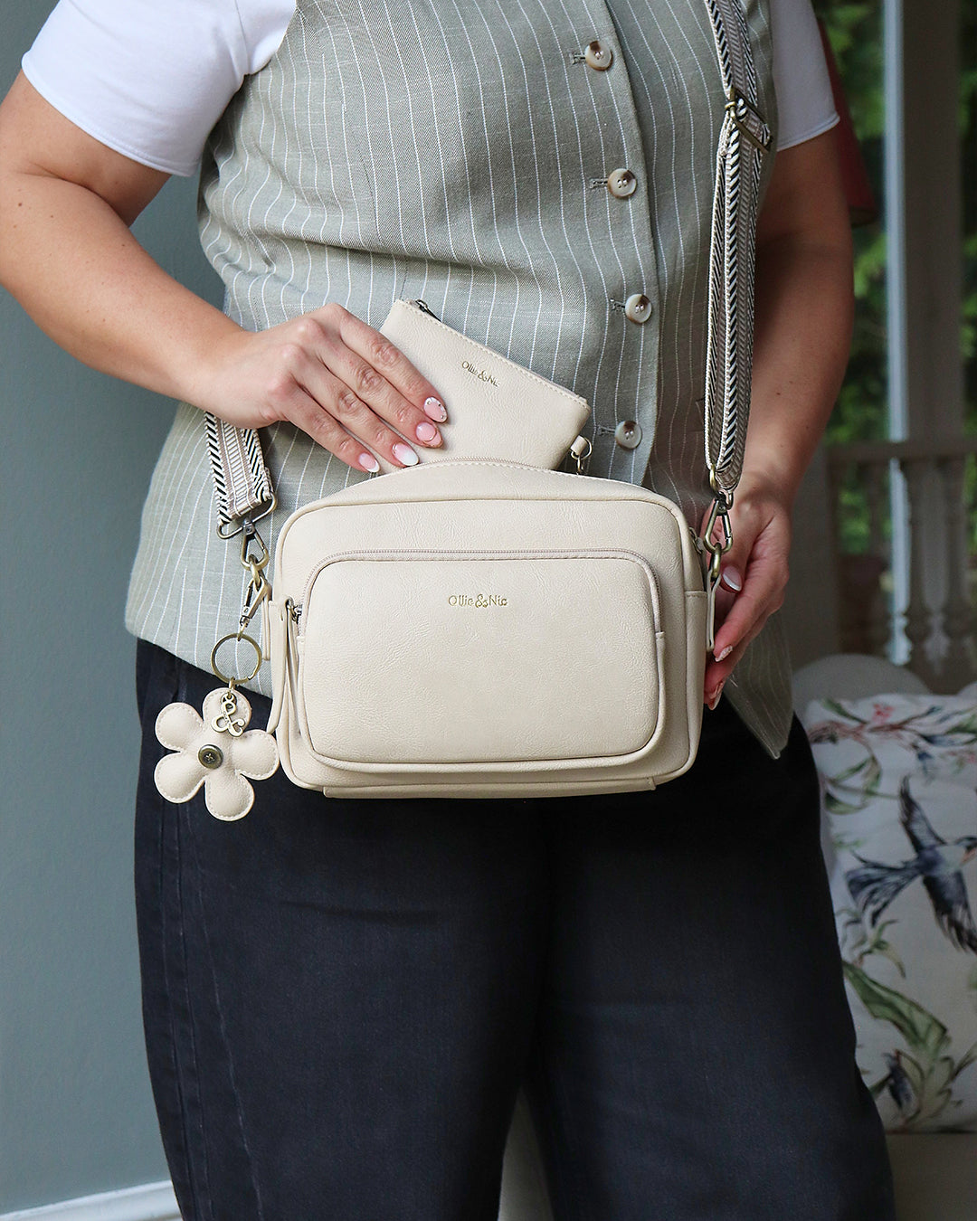 Doyle Crossbody - Pebble