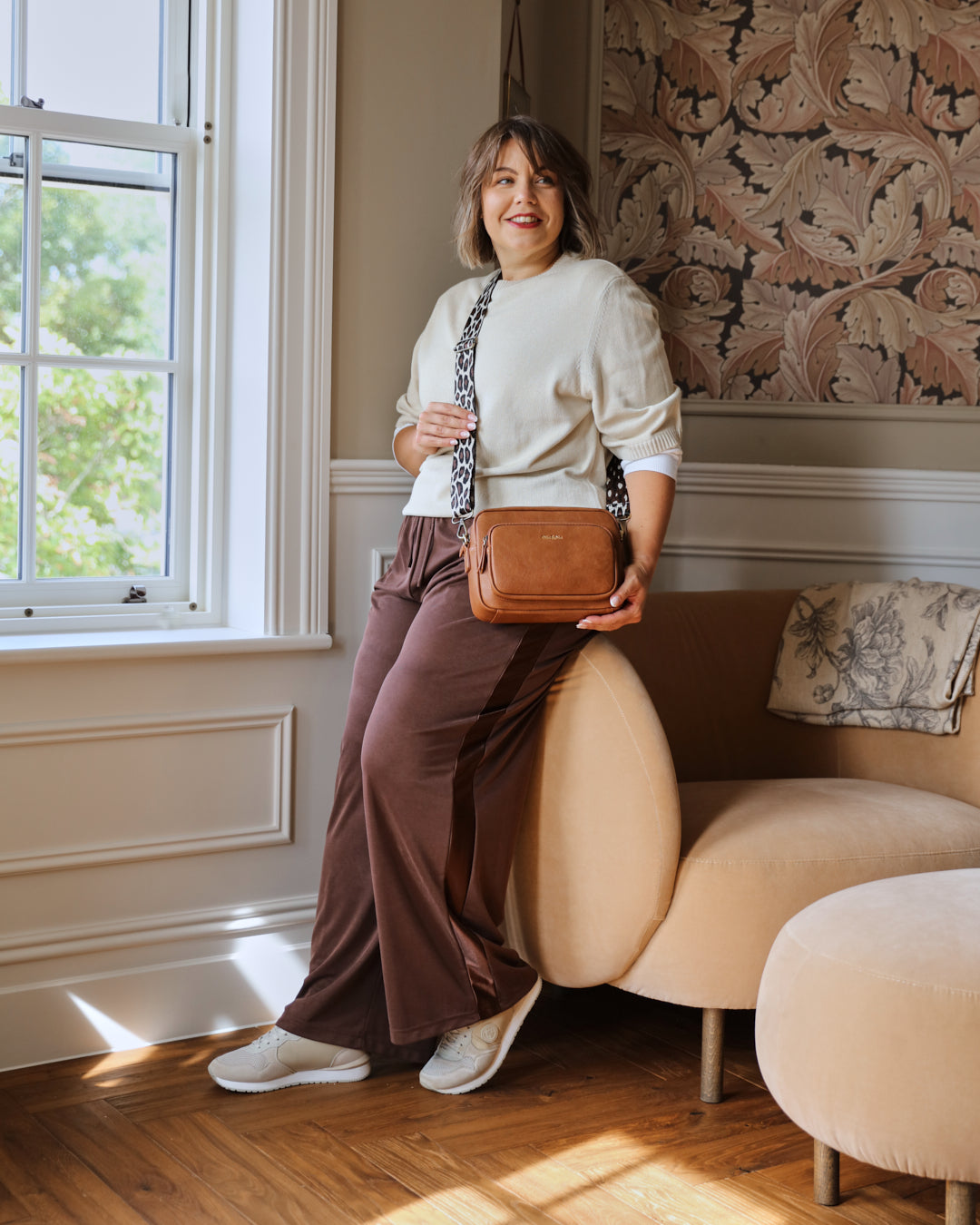Doyle Crossbody - Tan