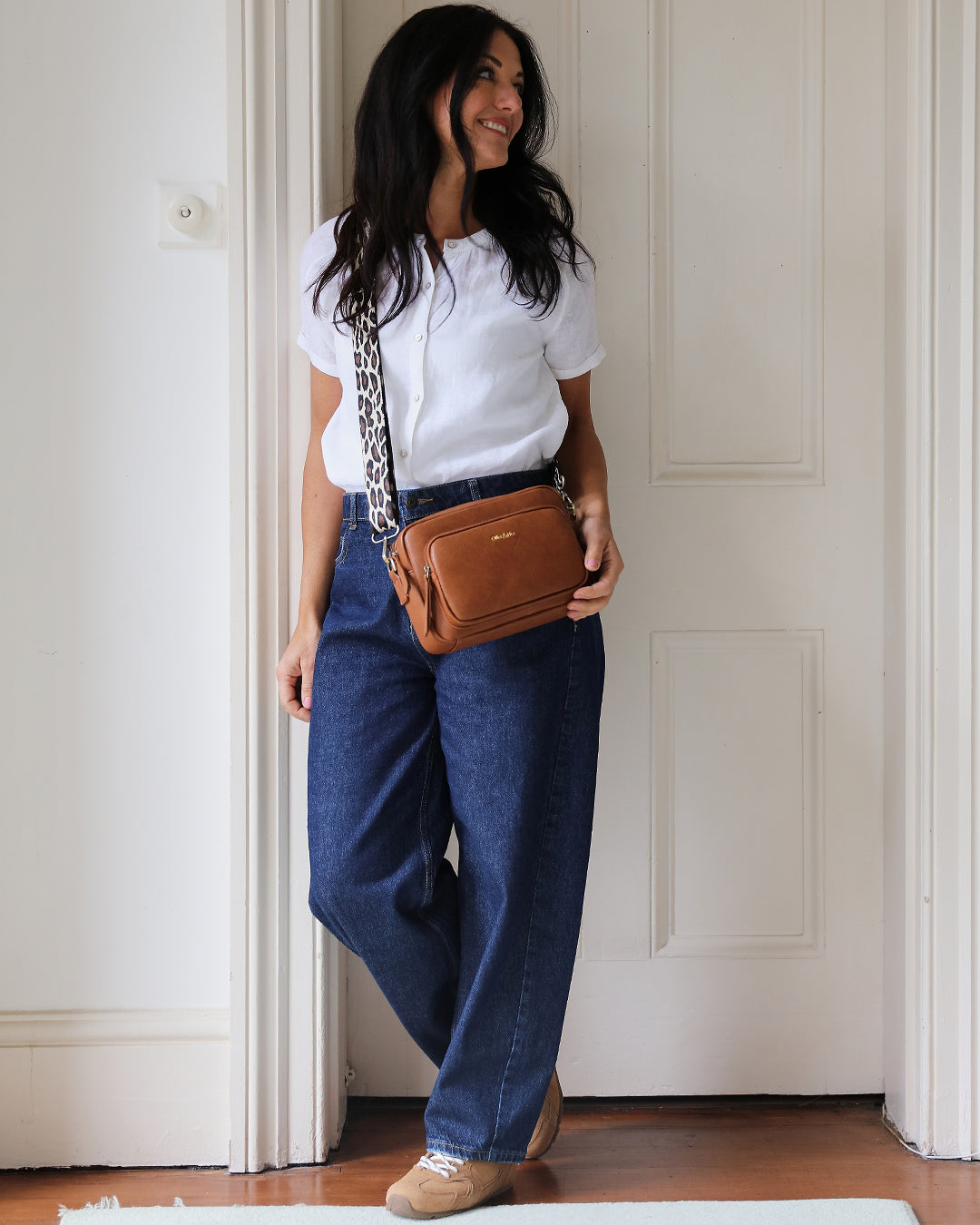 Doyle Crossbody - Tan