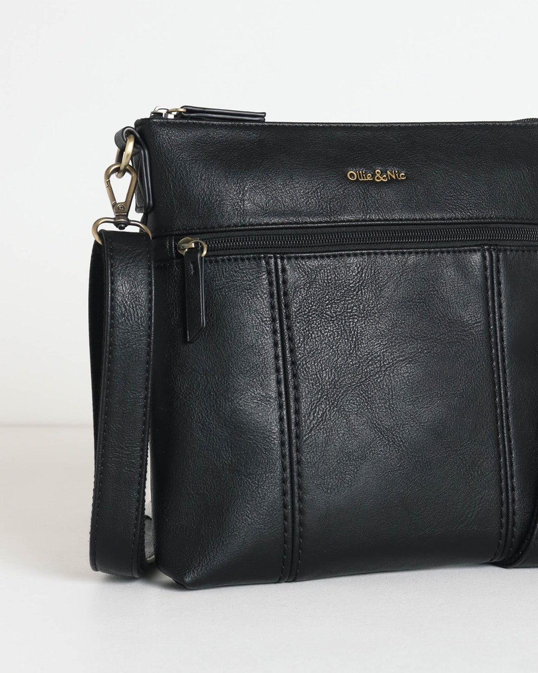 Eddie Crossbody - Black
