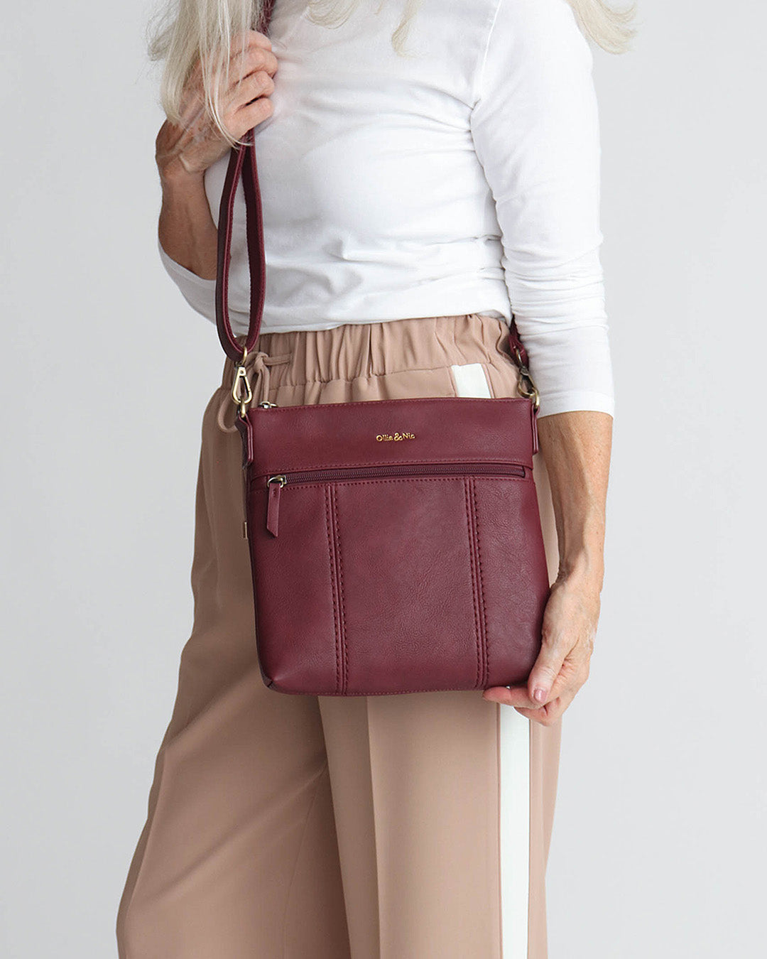Eddie Crossbody - Plum