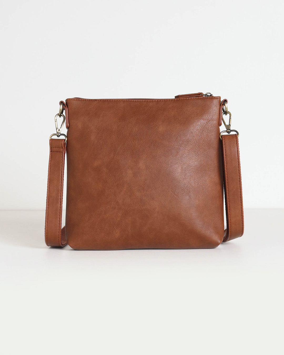 Eddie Crossbody - Tan