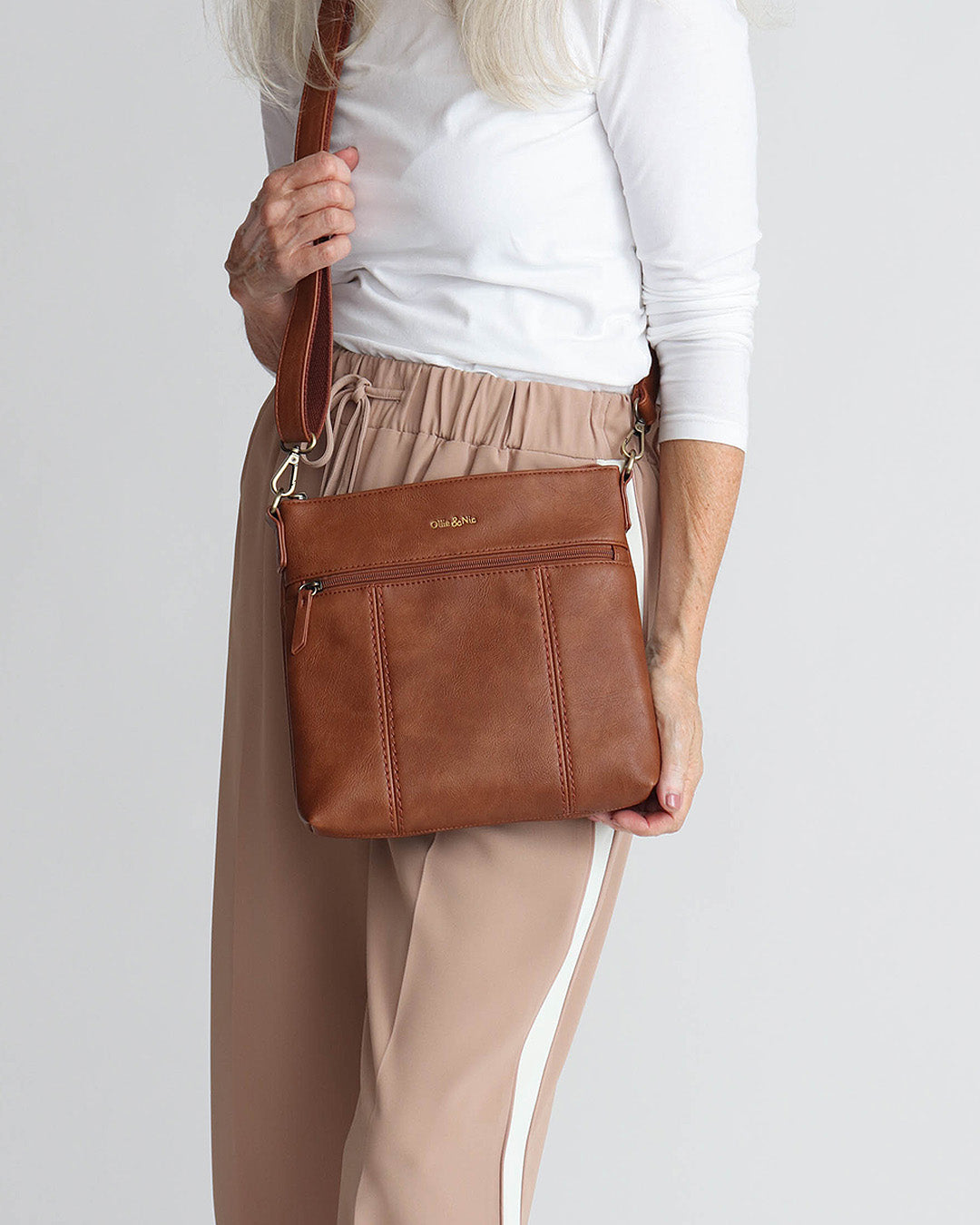 Eddie Crossbody - Tan