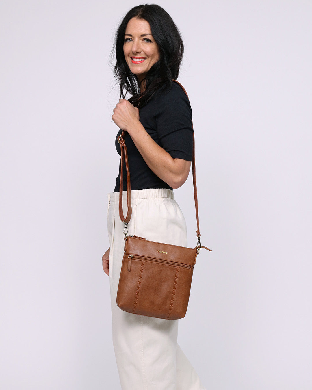 Eddie Crossbody - Tan