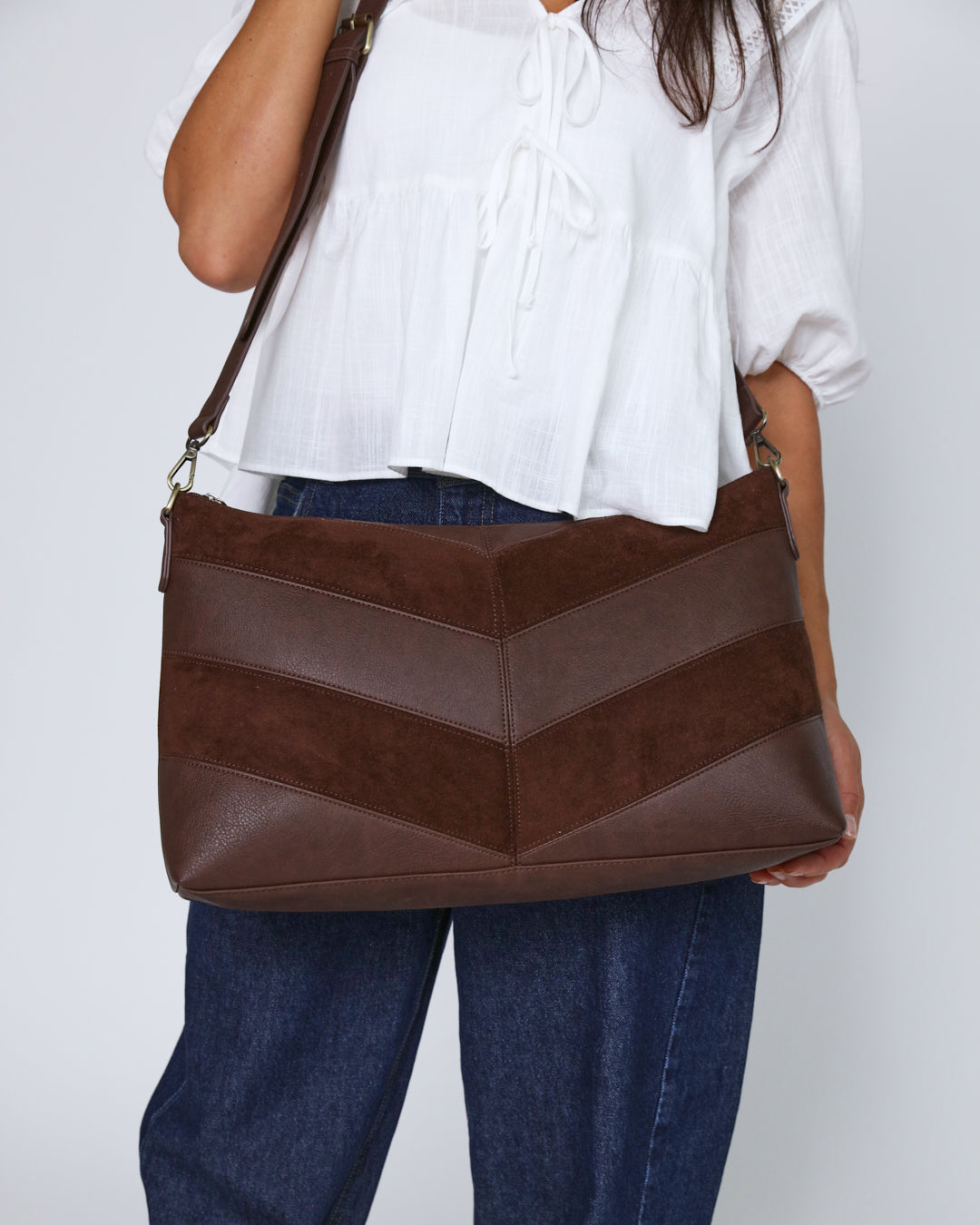 Erika Shoulder Sling Bag - Chocolate