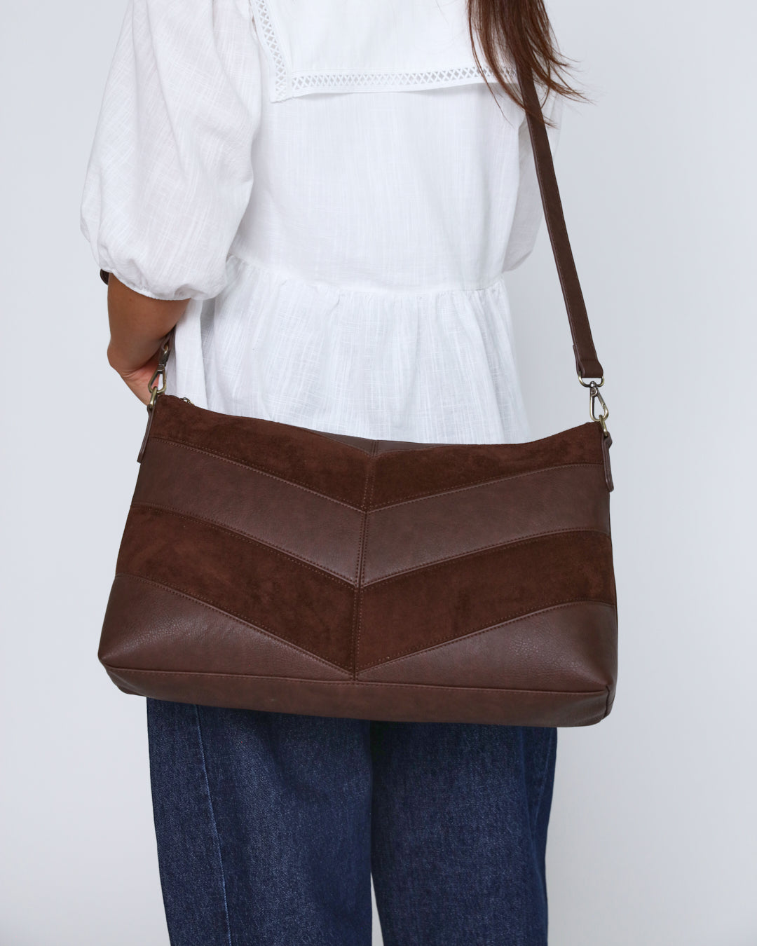 Erika Shoulder Sling Bag - Chocolate