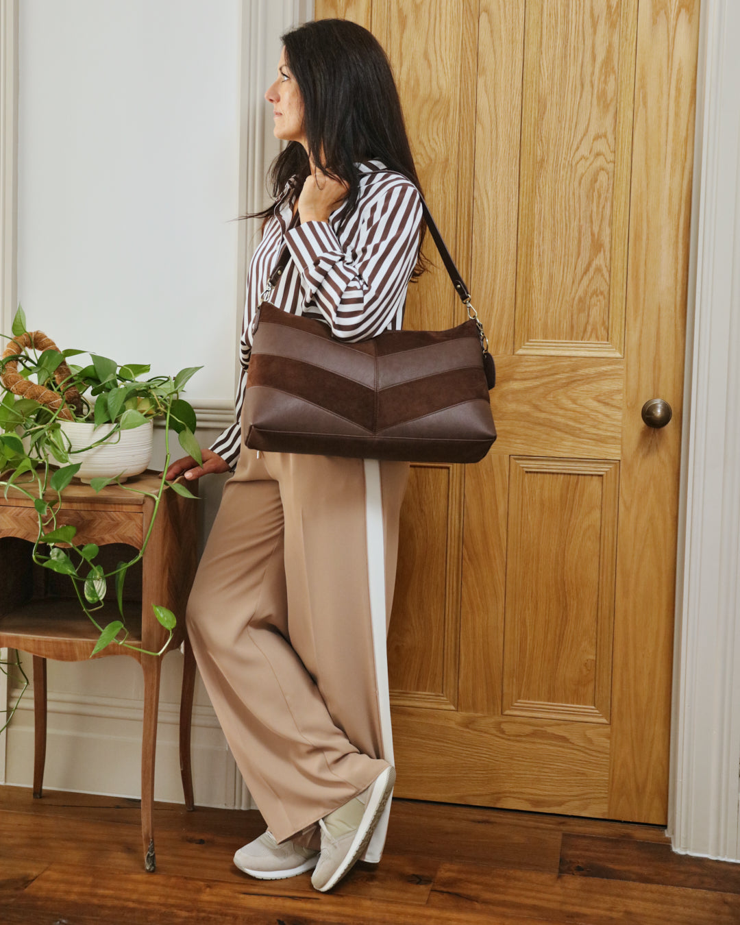 Erika Shoulder Sling Bag - Chocolate