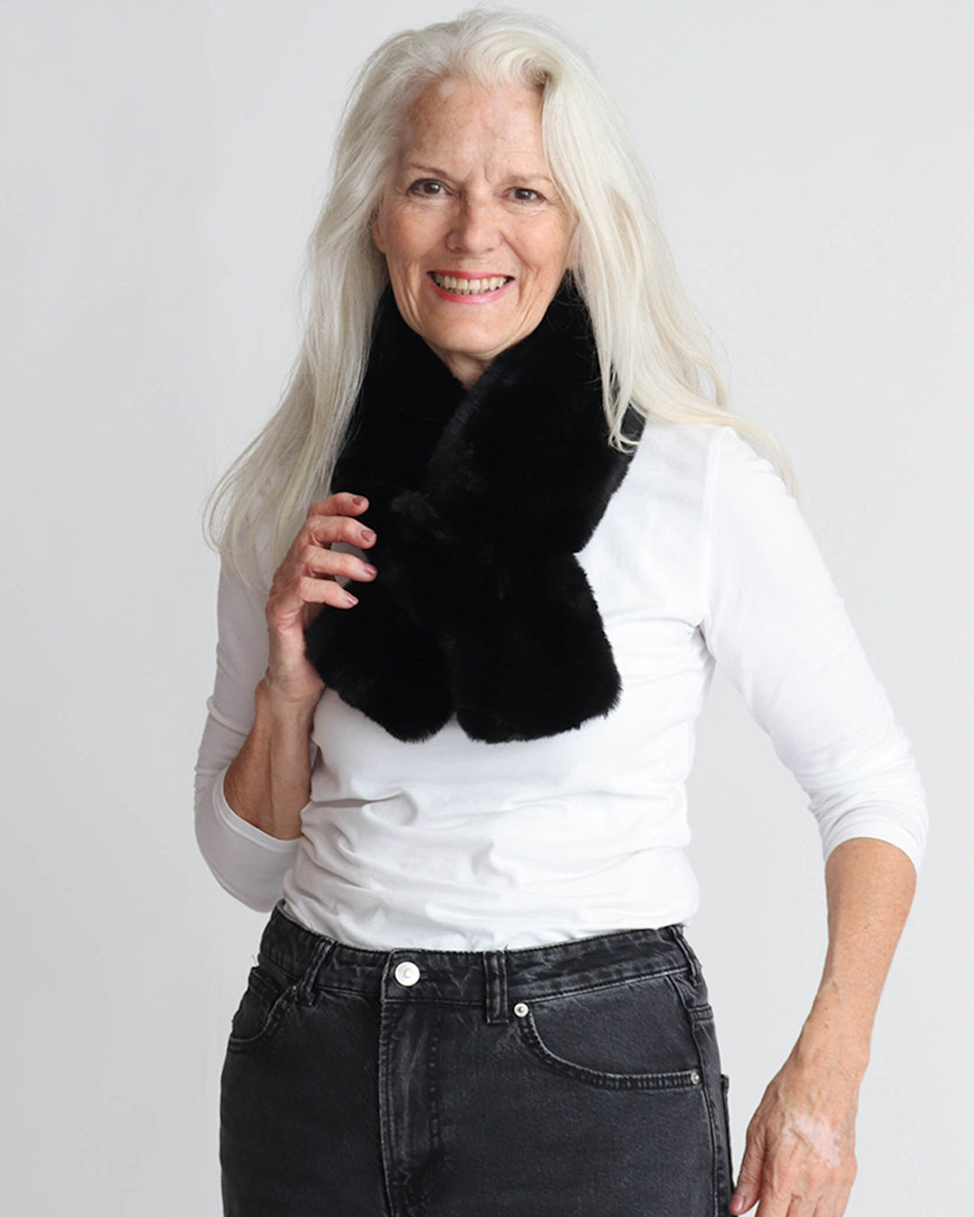 Frances Tuck Scarf - Black
