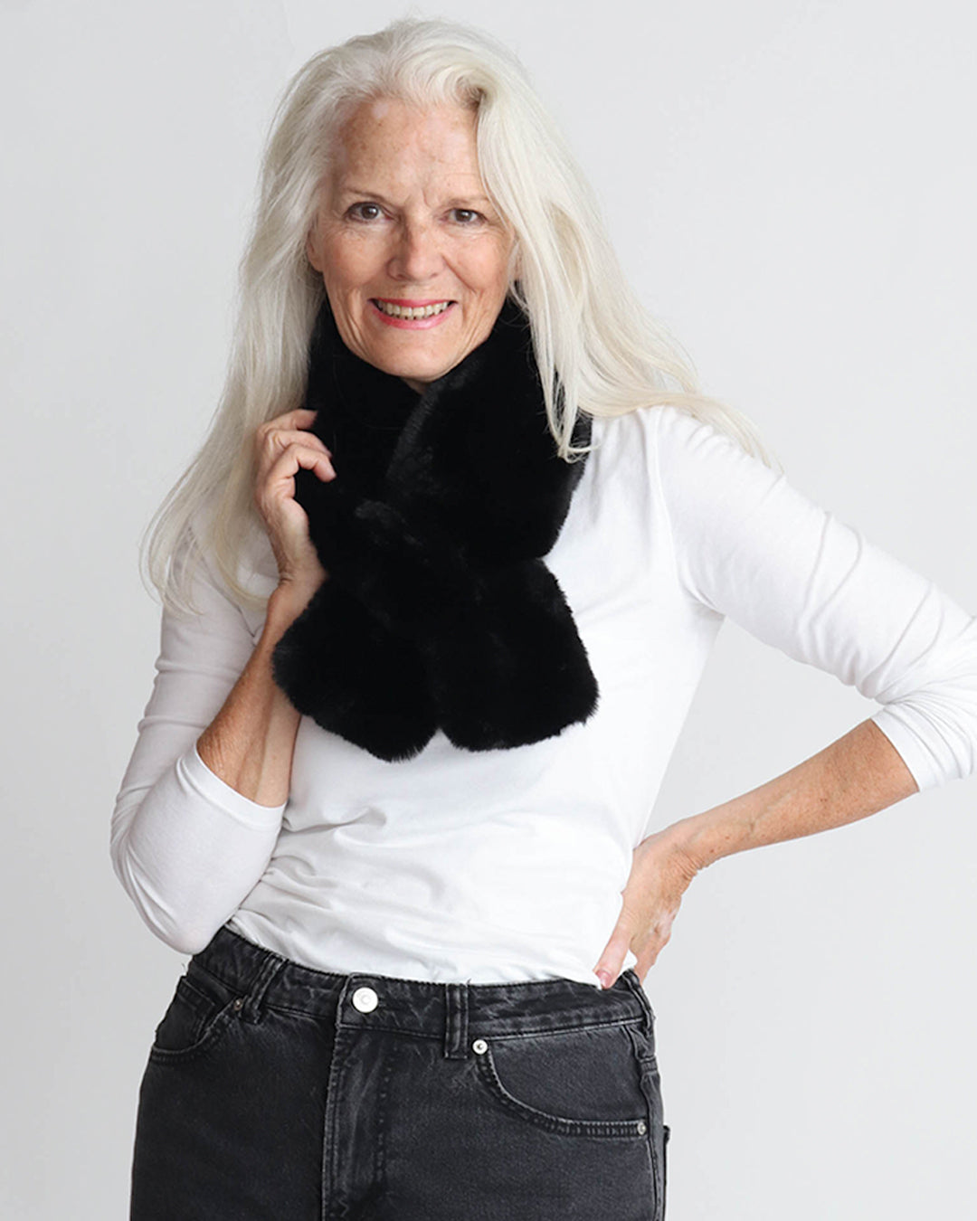 Frances Tuck Scarf - Black
