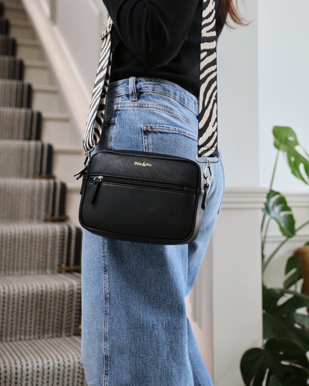 Gigi Crossbody - Black