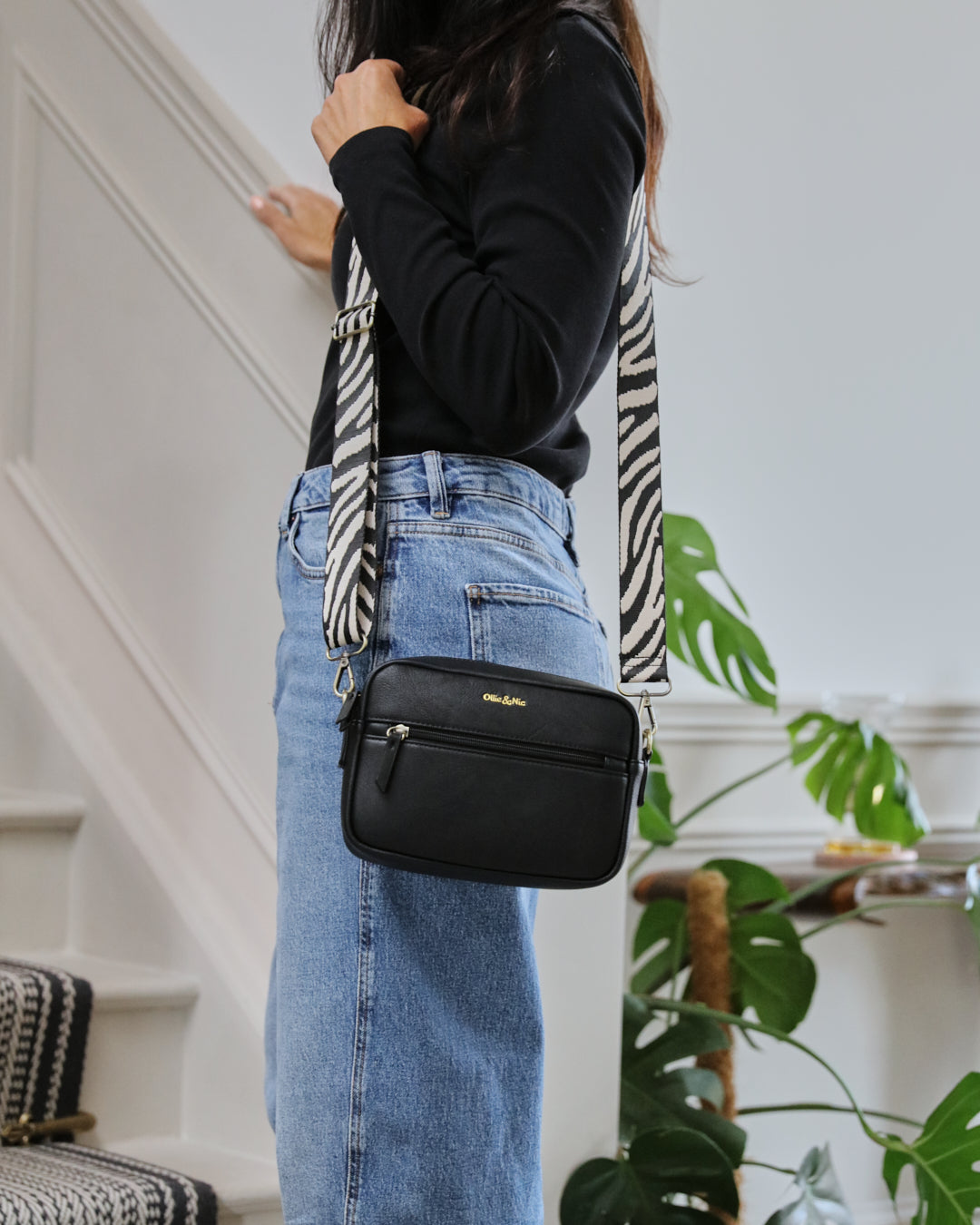 Gigi Crossbody - Black