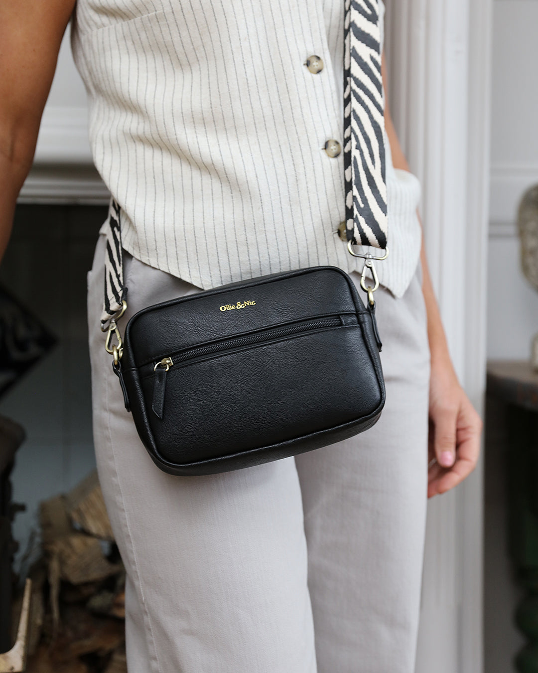 Gigi Crossbody - Black