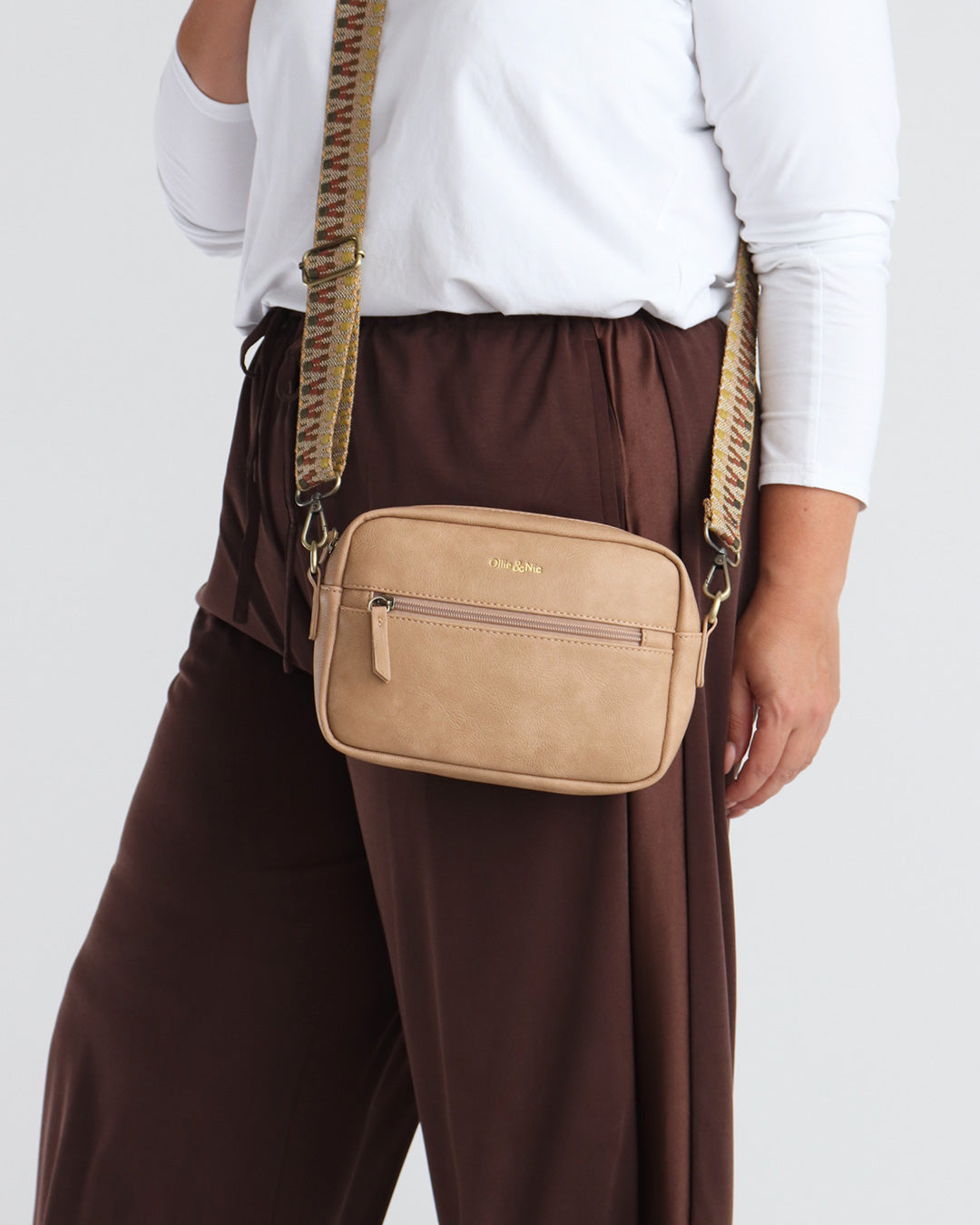 Gigi Crossbody - Camel