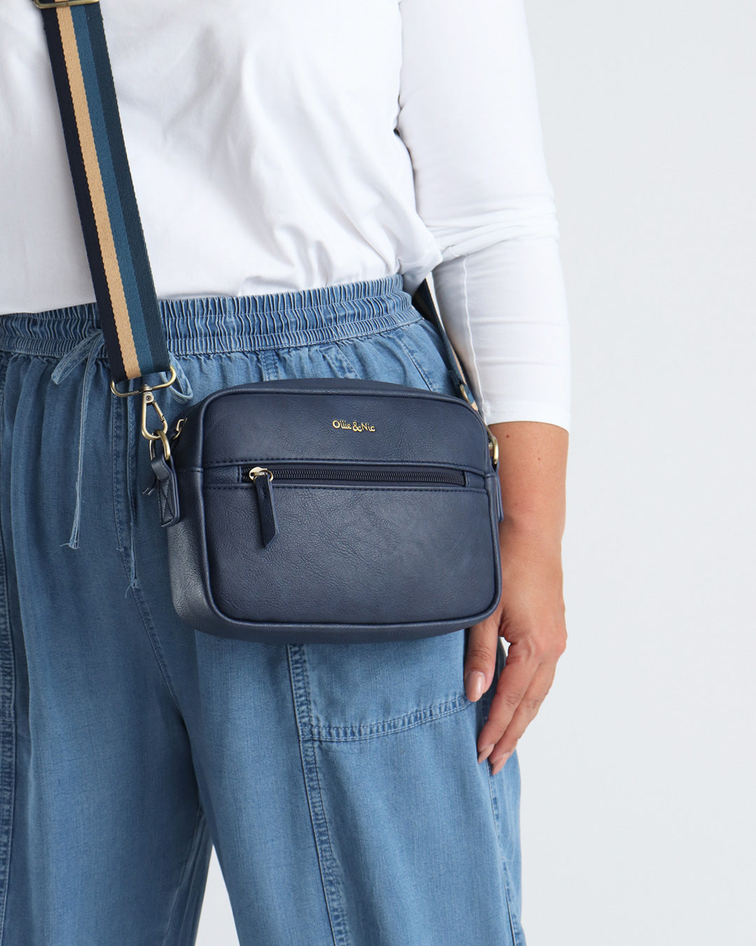 Gigi Crossbody - Navy