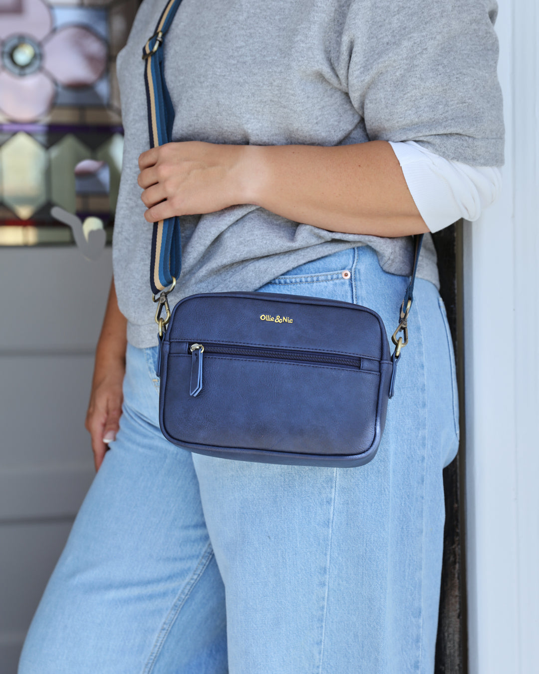 Gigi Crossbody - Navy