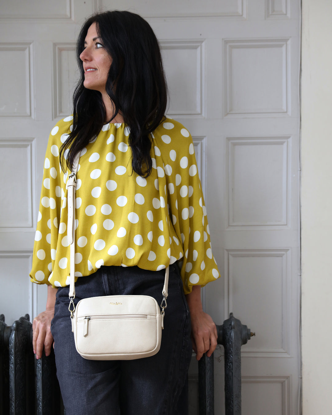 Gigi Crossbody - Pebble