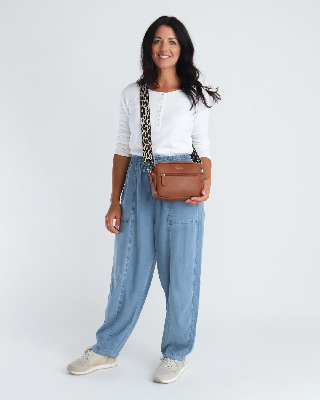 Gigi Crossbody - Tan