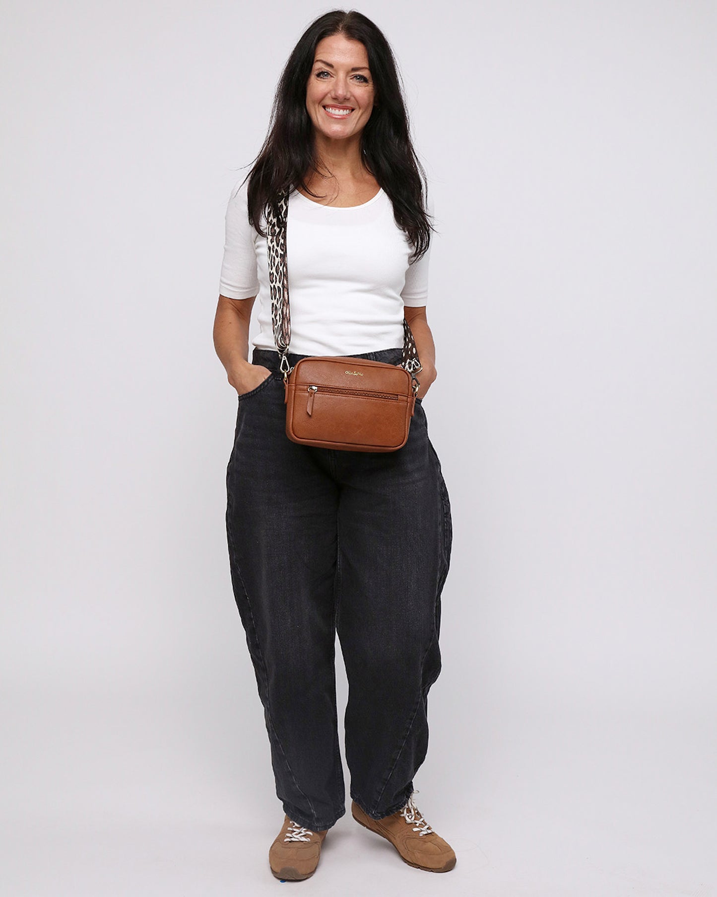 Gigi Crossbody - Tan