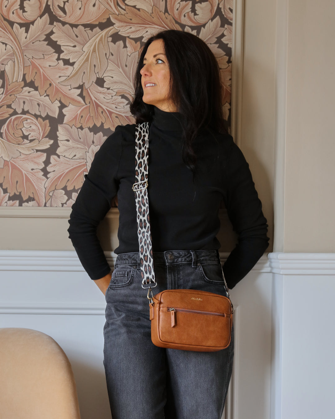 Gigi Crossbody - Tan