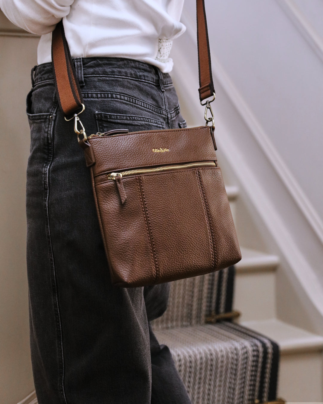 Layla Large Crossbody - Chocolate
