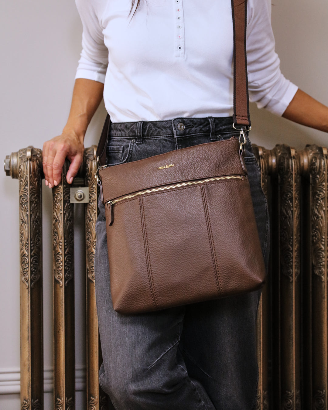 Layla Large Crossbody - Chocolate