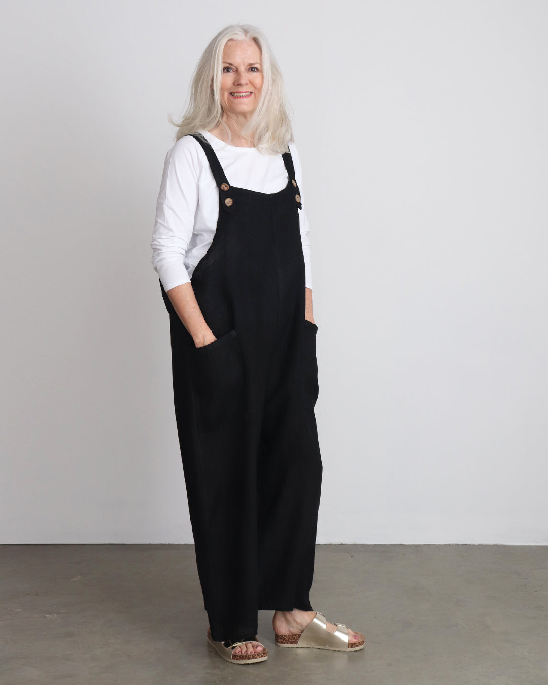 Emma Linen Dungarees Black Ollie Nic