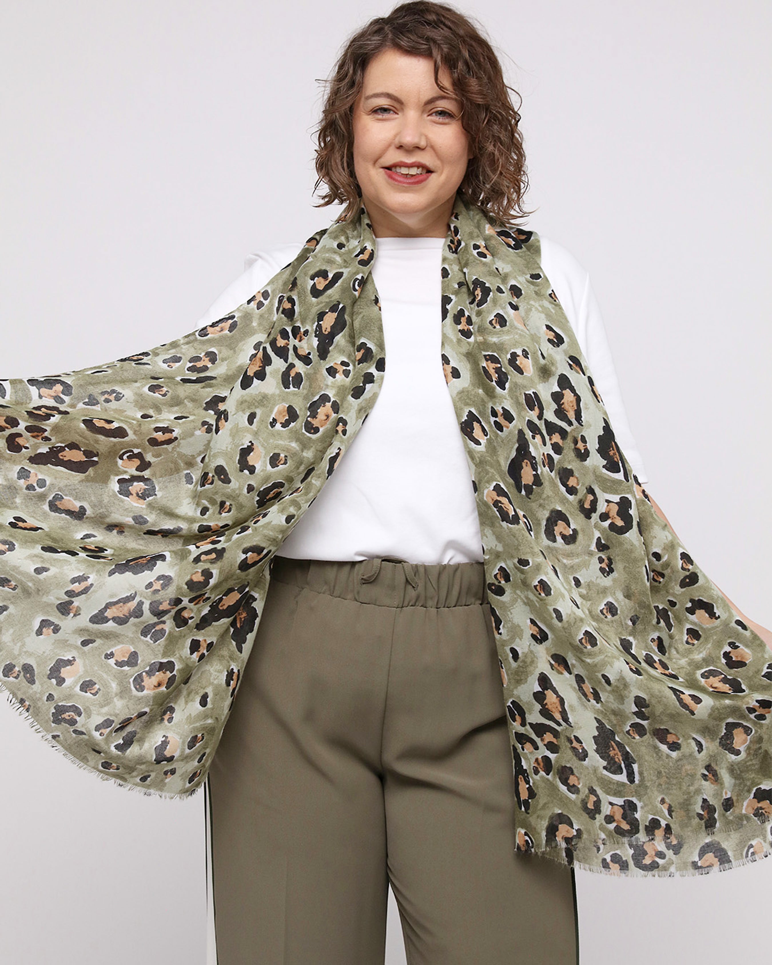 Lyra Scarf - Khaki