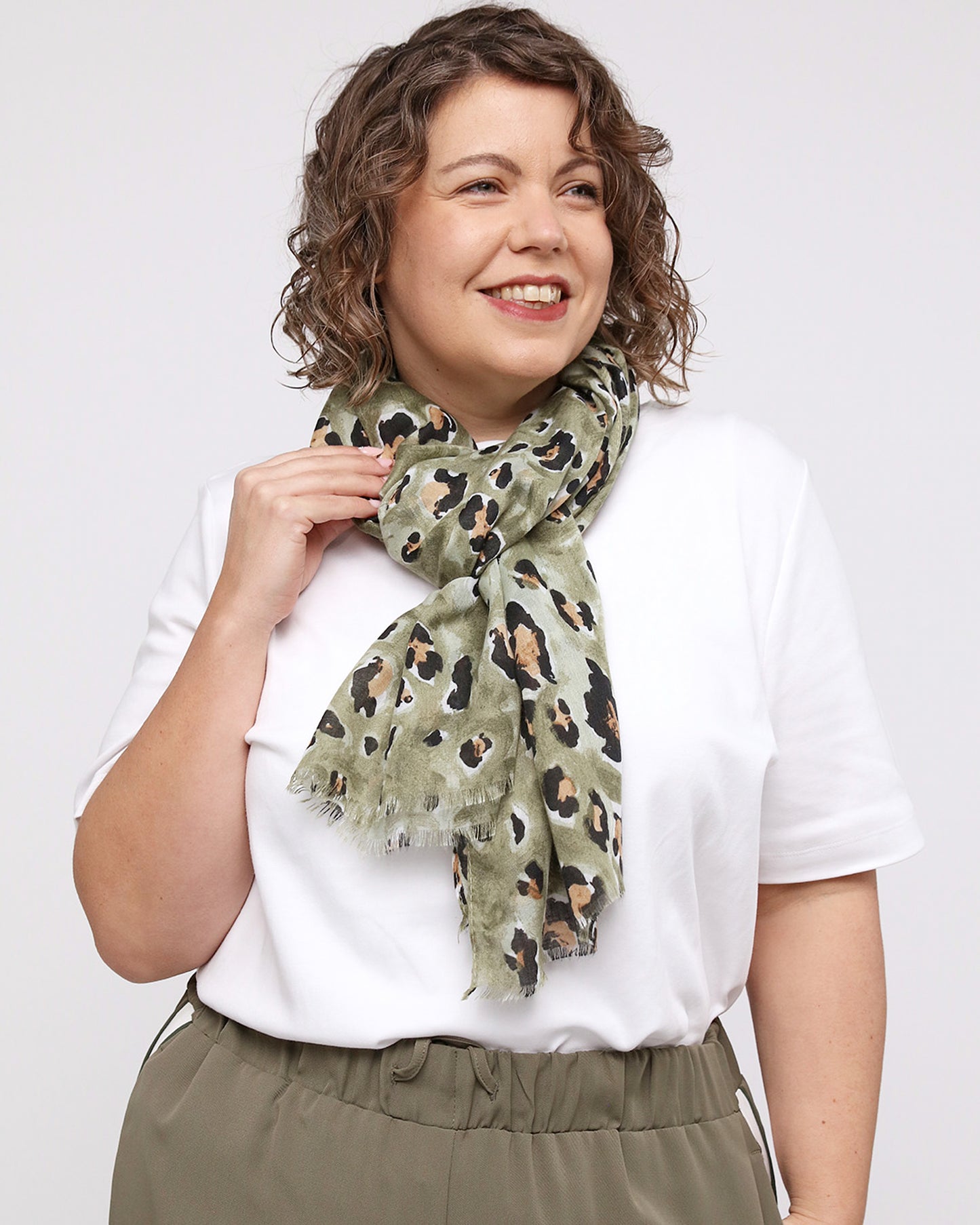 Lyra Scarf - Khaki