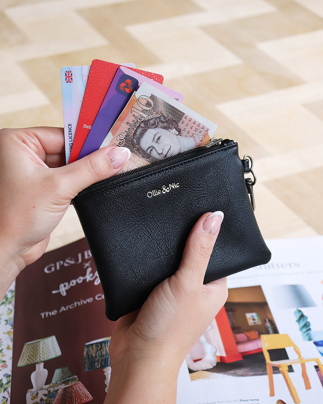 Minnie Zip Coin Purse - Black