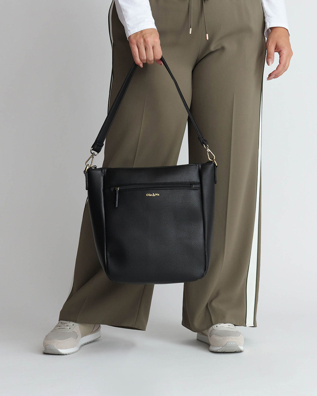 Monica Bucket Bag - Black