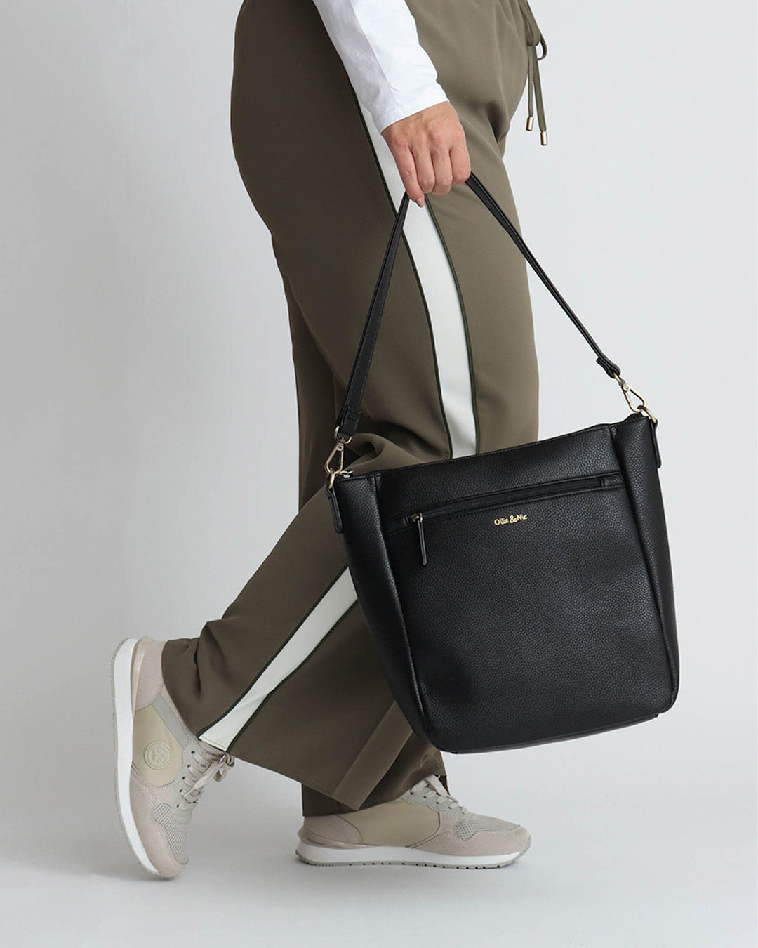 Monica Bucket Bag - Black