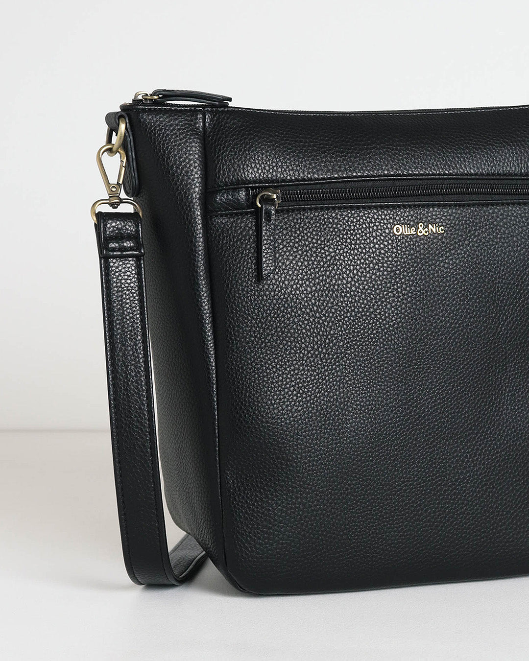 Monica Bucket Bag - Black