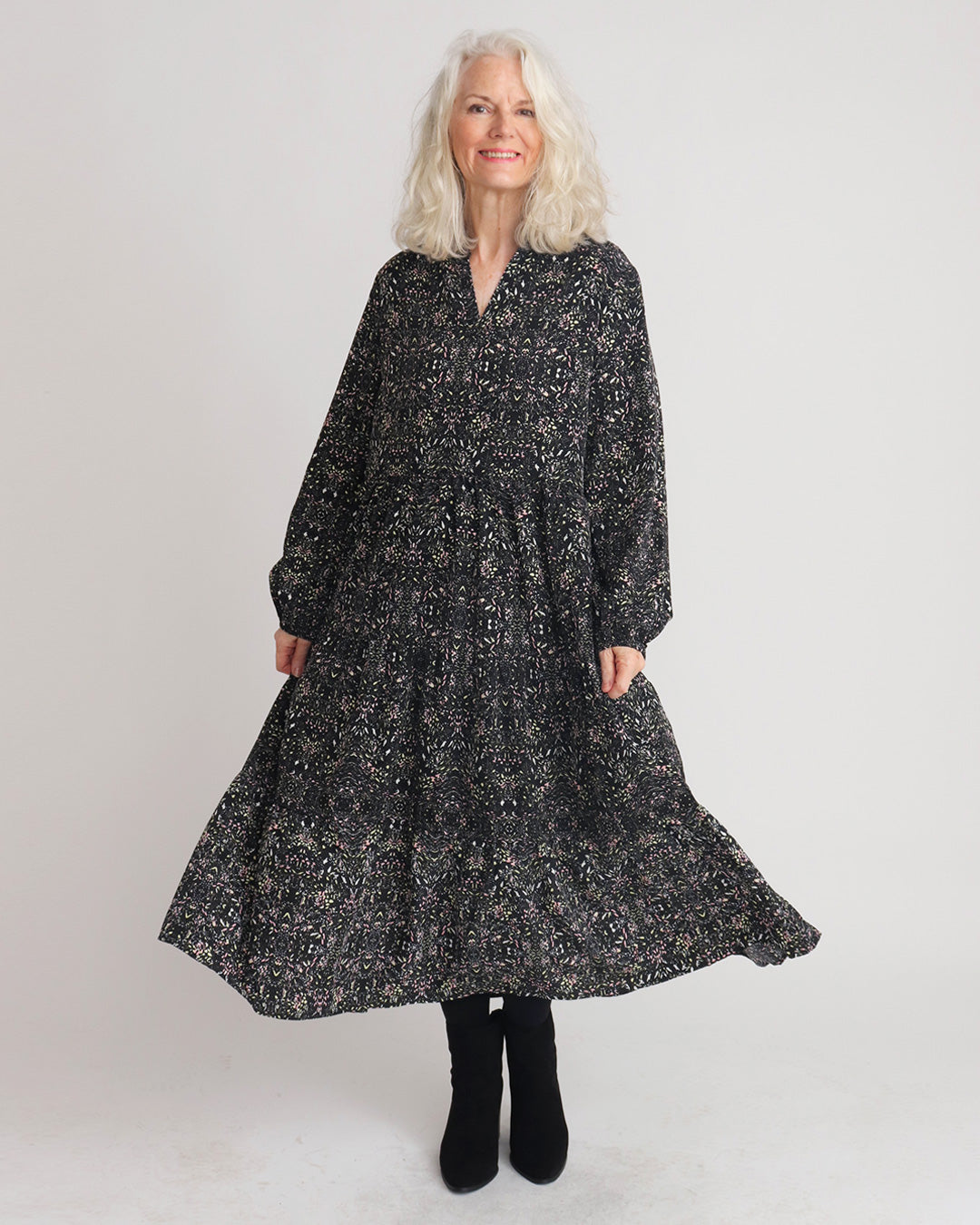 Olivia Mosaic Print Dress Black Ollie & Nic