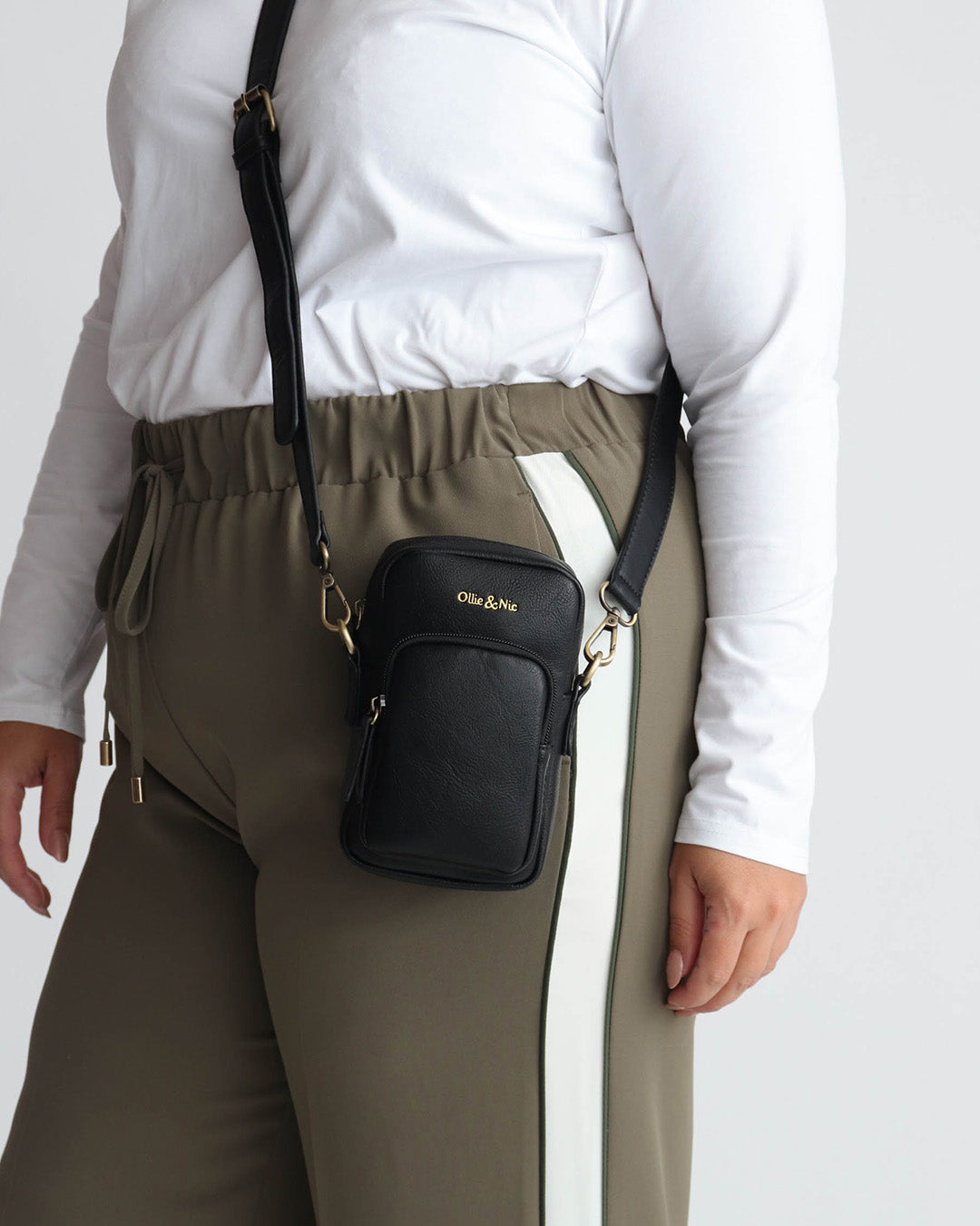 Phoebe Phone Bag - Black