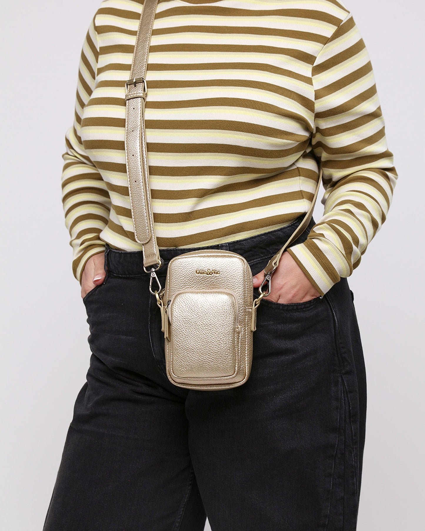 Phoebe Phone Bag - Gold